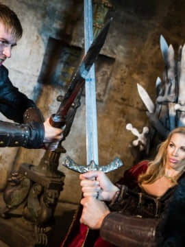 Queen Of Thrones Part 1 (A XXX Parody).zip_img_330