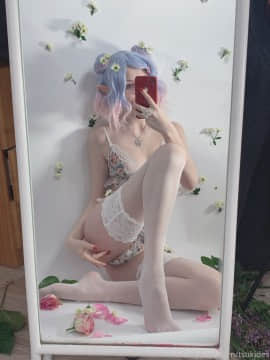 Tsuki desu dosya gasai_183