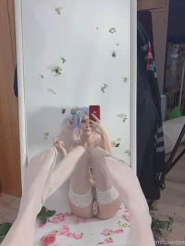 Tsuki desu dosya gasai_185