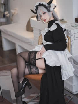 [rioko凉凉子] 牛奶女仆_13__13