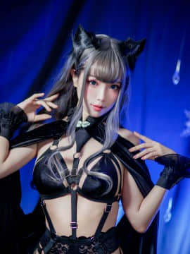 [Ely] Night Wolf_33_NWR_09
