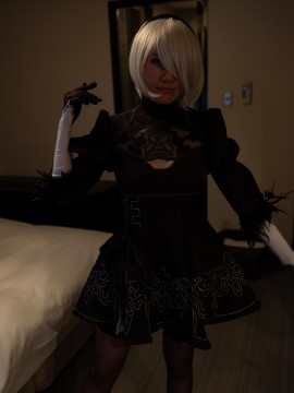 [F-Akkey (kenakkey)] 汎用戦闘アンドロイドにぶっかけ「感情を持つことは禁止。でもパンティのシミは隠せていない」 | Hanyou sentou android ni bukkake "Kanjou o motsu koto wa kinshi. Demo pa_003_image_2