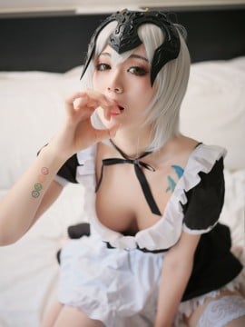 [一米八的大梨子] 黑貞女僕 [特典]_10