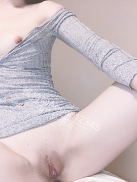 [惡犬小姐姐] 灰色包臀針織衫_29
