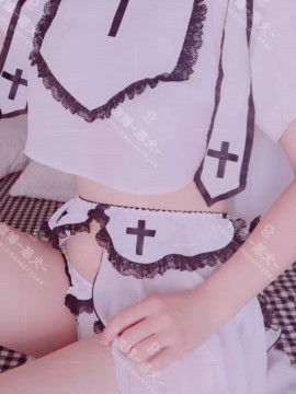 [惡犬小姐姐] 修女套_12