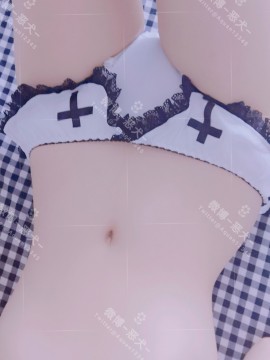 [惡犬小姐姐] 修女套_22