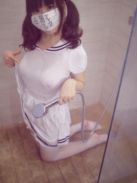 [弱氣乙女] 學生服濕身_9
