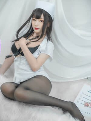 [起司块wii]白色护士_0002