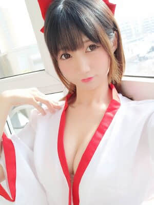[NagIsa魔物喵] かわいい巫女さん_01