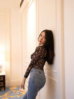 YouMi Vol.610: 玥儿玥er_YouMi-Vol.610-005
