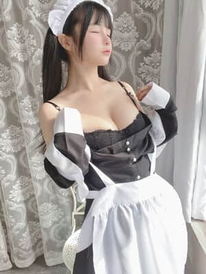 [桜井宁宁] 双马尾黑丝女仆_Coser@桜井宁宁-Vol.030-双马尾黑丝女仆-030