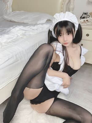 [桜井宁宁] 双马尾黑丝女仆_Coser@桜井宁宁-Vol.030-双马尾黑丝女仆-052