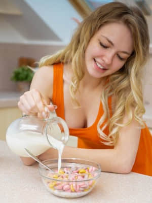 MetArt.com_20.04.10.Sophie.Gem.Breakfast.Time.XXX.IMAGESET-FuGLi_metart_breakfast-time_sophie-gem_high_0005