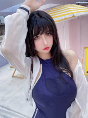 rioko凉凉子 天台竞泳_040