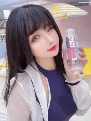 rioko凉凉子 天台竞泳_041