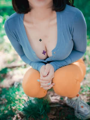 [DJAWA] Naughty Trekking – Ye-Eun (손예은)_YeEun_DJAWA “Naughty Trekking”_040
