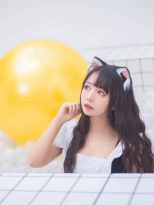 黑猫猫OvO-海洋球喵_4