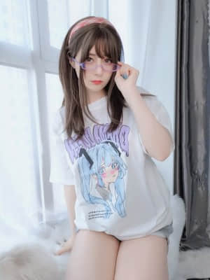 [白银81] 宅家女友 Pretty Girlfriend + 4V_32