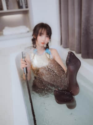 神楽坂真冬 - 《水之形2》+ 2V_128
