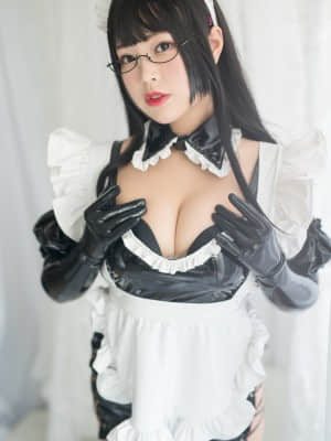 [Cosplay] Niyeye 你烨烨 (白烨) Tsundere Maid 傲娇女仆长_023