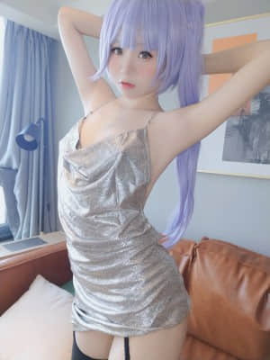 yoyo摇摇乐  [fantia] 8月合集 + 1V_052