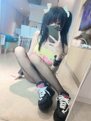 yoyo摇摇乐  [fantia] 8月合集 + 1V_221