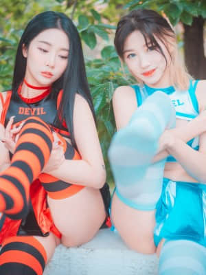 DJAWA Photo - Tae Ri (태리) & Bomi (보미) - “Devil 666 & Angel 777”_DJAWA-Photo-Tae-Ri-and-Bomi-Devil-666-and-Angel-777-MrCong.com-035