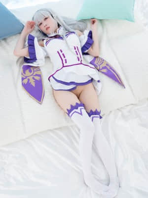 Ria Kurumi - Emilia_71