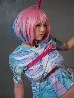 [コスプレ緊縛サタニックマスター] あなたが好きなのは？可愛く緊縛されて虐められている少女_136